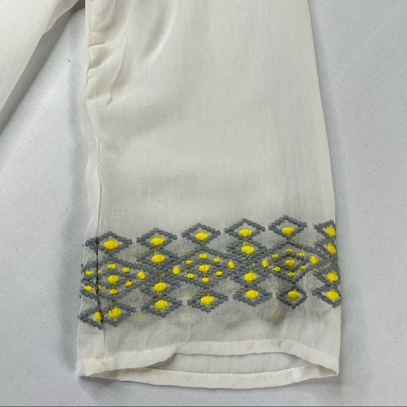 Love Stitch Sheer Embroidered Top Size Small - Picture 11 of 12